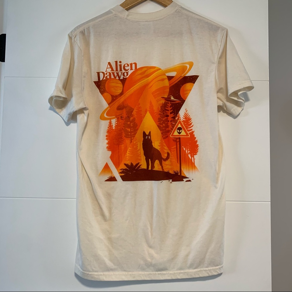 Canaca | Alien Dawg Graphic Tee Shirt